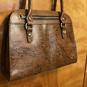 PATRICIA NASH MAP STYLE LEATHER SHOULDER BAG. MANY COMPARTMENTS. EUC